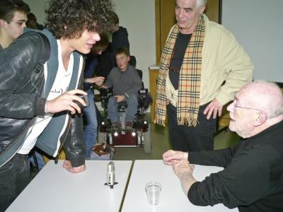 Students at Levoisier high school in discussion with Sam Braun (march 2011)